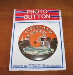 Vintage Cleveland Browns Football Souvenir Pin